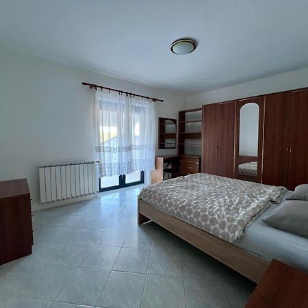 Apartments Palit Rab エクステリア 写真